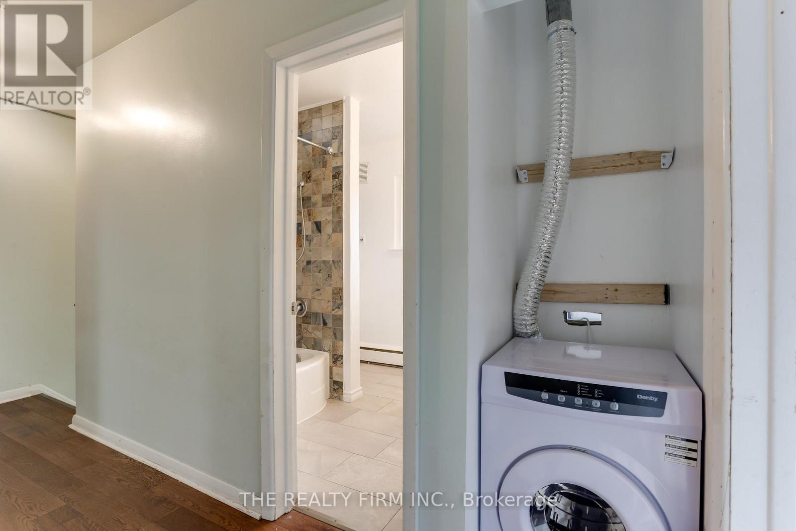 Main - 425 Ridout Street S, London South, Ontario  N6C 4A2 - Photo 16 - X12649798