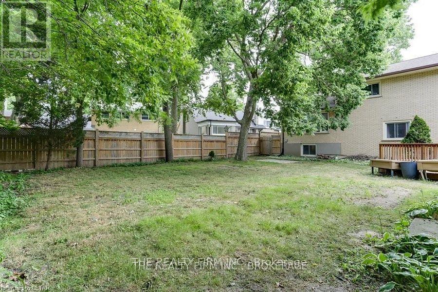 Main - 425 Ridout Street S, London South, Ontario  N6C 4A2 - Photo 23 - X12649798