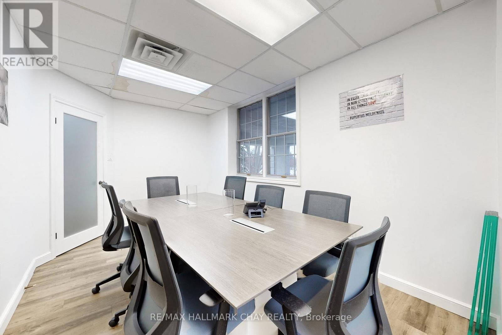 Main - 227 Eagle Street, Newmarket, Ontario  L3Y 1J8 - Photo 7 - N12647784