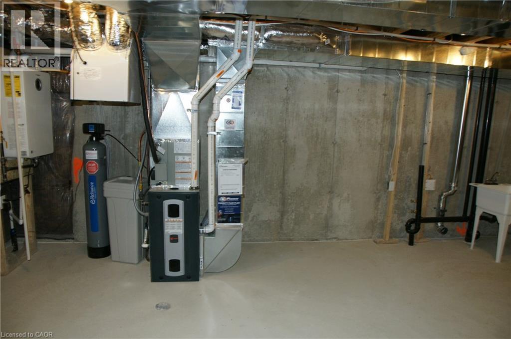 111 Winter Wren Crescent, Kitchener, Ontario  N2P 0L5 - Photo 22 - 40794567