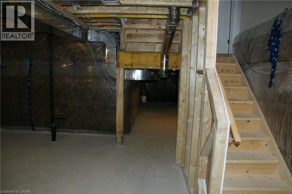 111 Winter Wren Crescent, Kitchener, Ontario  N2P 0L5 - Photo 18 - 40794567