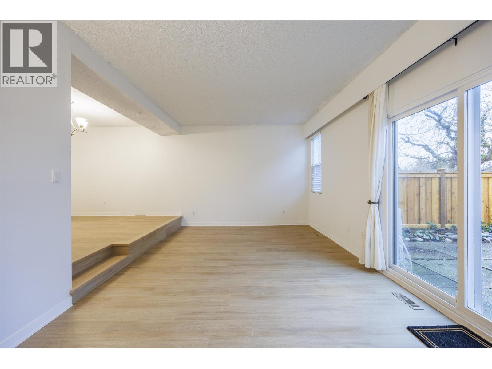 2 19022 119b Avenue, Pitt Meadows, British Columbia  V3Y 1X5 - Photo 2 - R3074800