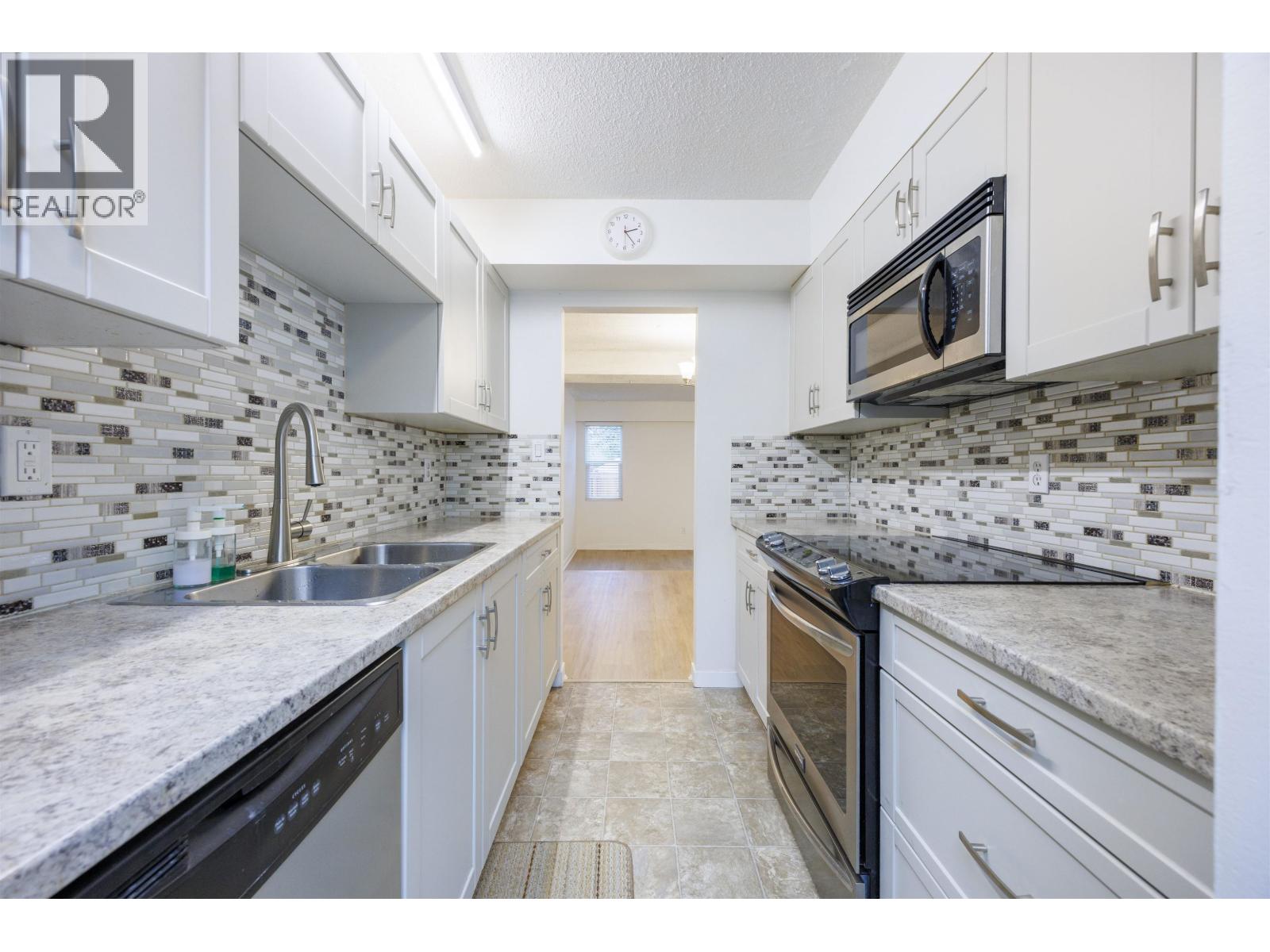 2 19022 119b Avenue, Pitt Meadows, British Columbia  V3Y 1X5 - Photo 5 - R3074800