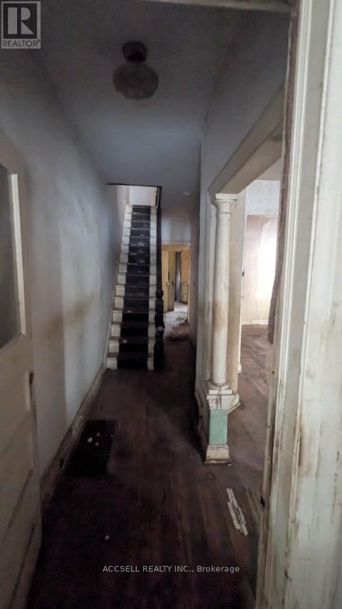 177 Greenwood Avenue, Toronto, Ontario  M4L 2P8 - Photo 9 - E12649810