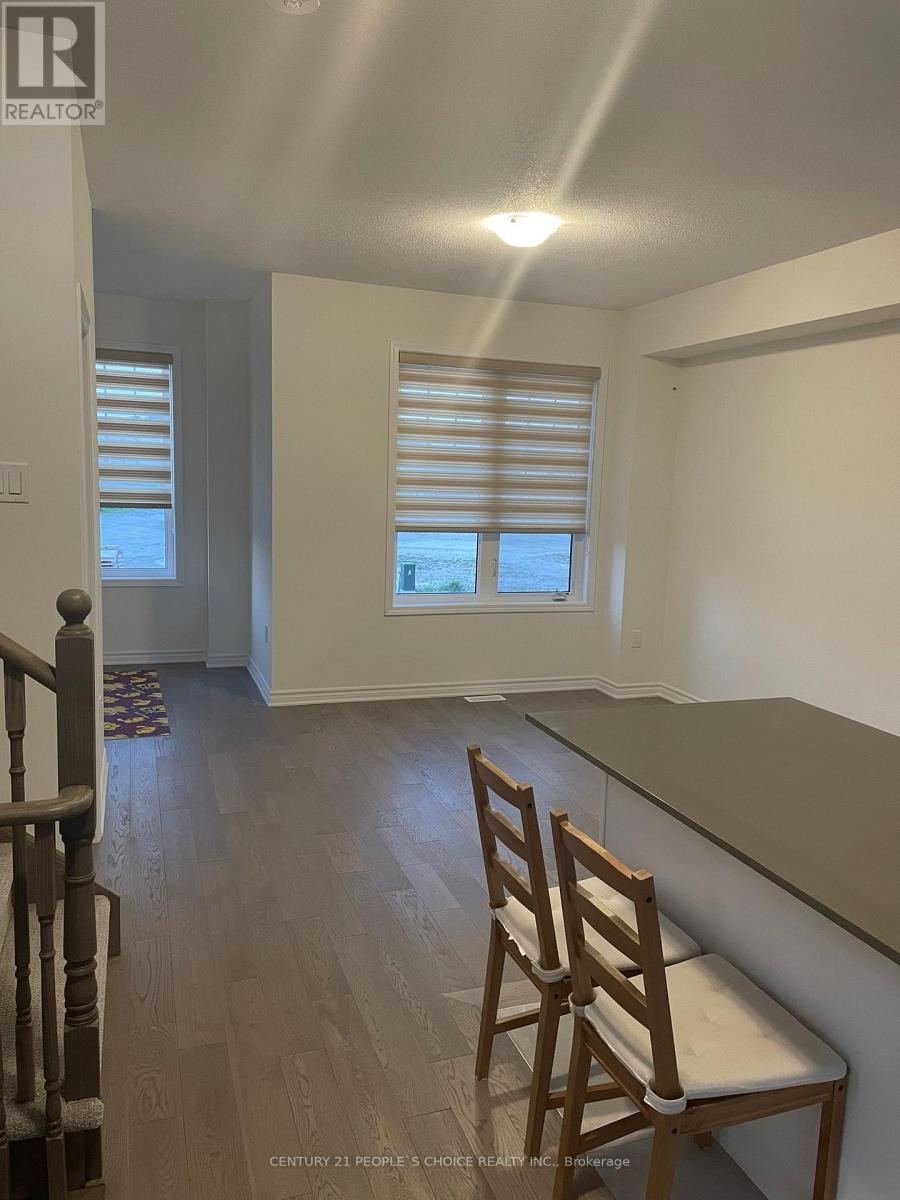 165 Village Gate Drive, Wasaga Beach, Ontario  L9Z 0K1 - Photo 12 - S12649812