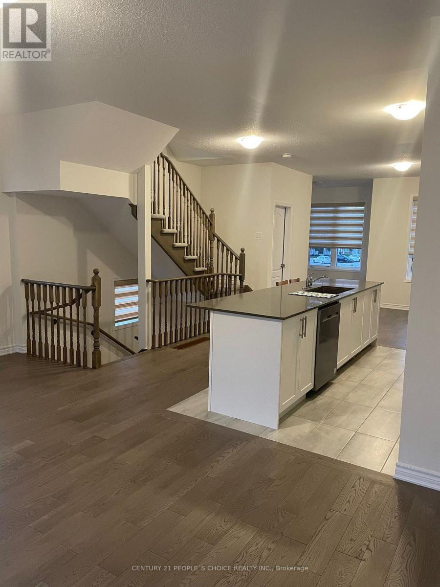 165 Village Gate Drive, Wasaga Beach, Ontario  L9Z 0K1 - Photo 7 - S12649812