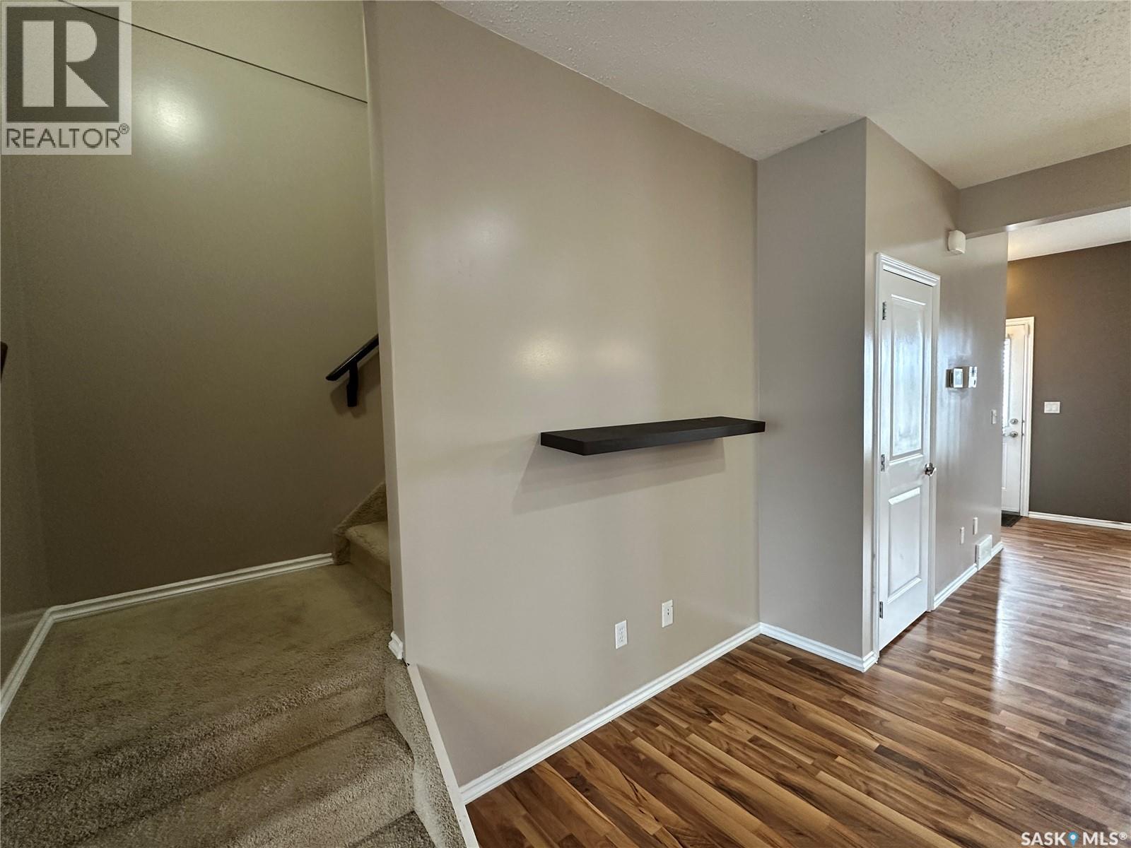 110 Lynd Crescent, Saskatoon, Saskatchewan  S7T 0G9 - Photo 5 - SK025343