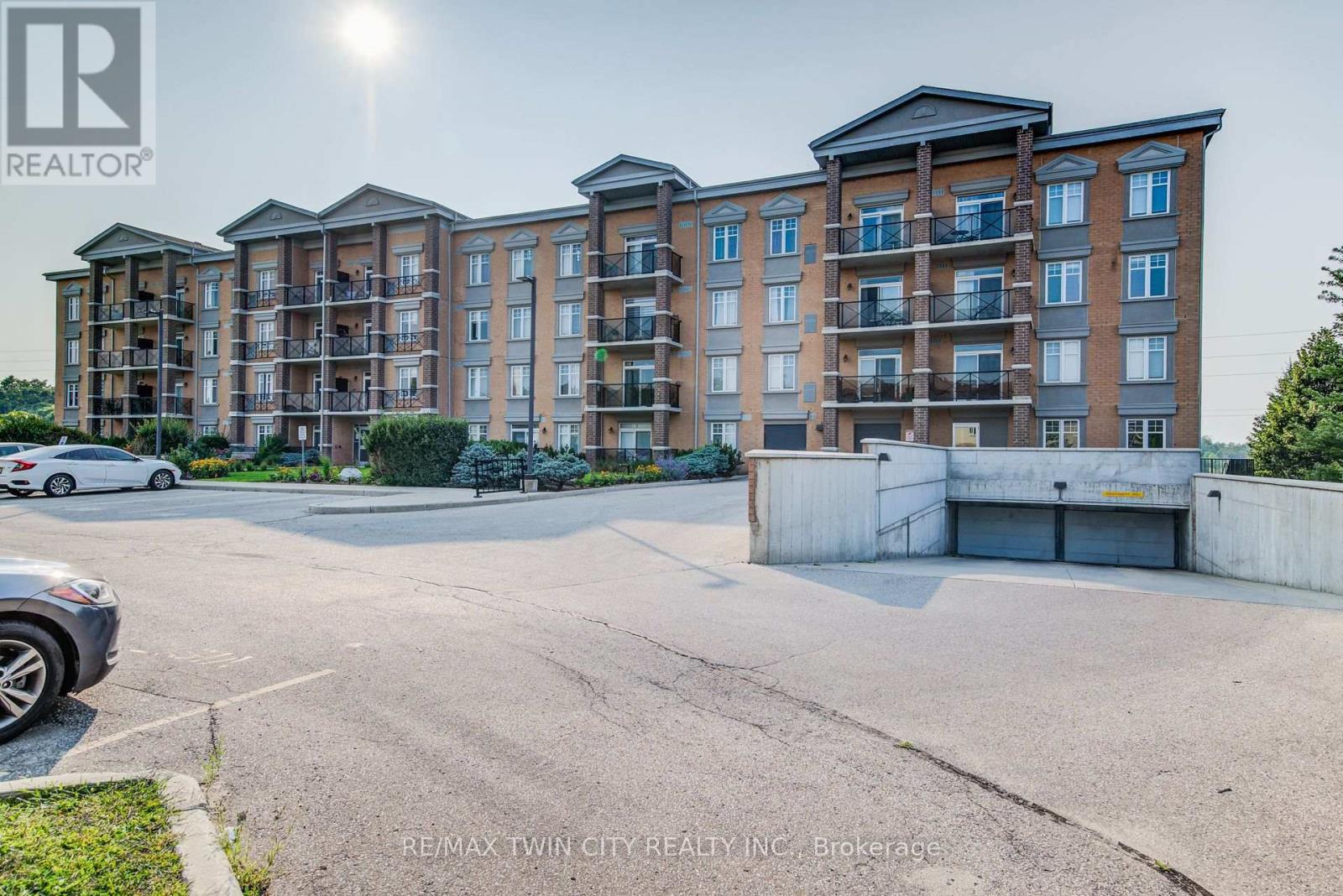 401 - 2 COLONIAL DRIVE, Guelph, Ontario