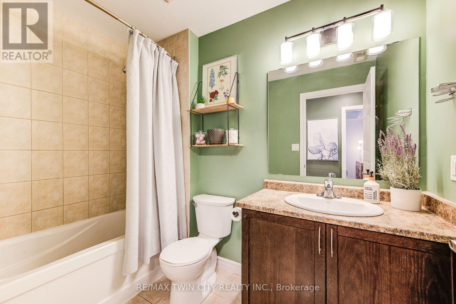 401 - 2 Colonial Drive, Guelph, Ontario  N1L 0K8 - Photo 11 - X12649814