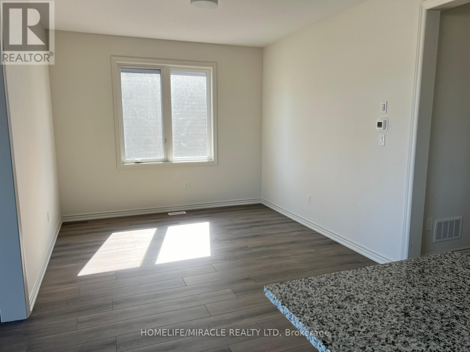 1004 Trailsview Avenue, Cobourg, Ontario  K9A 4K3 - Photo 29 - X12567034