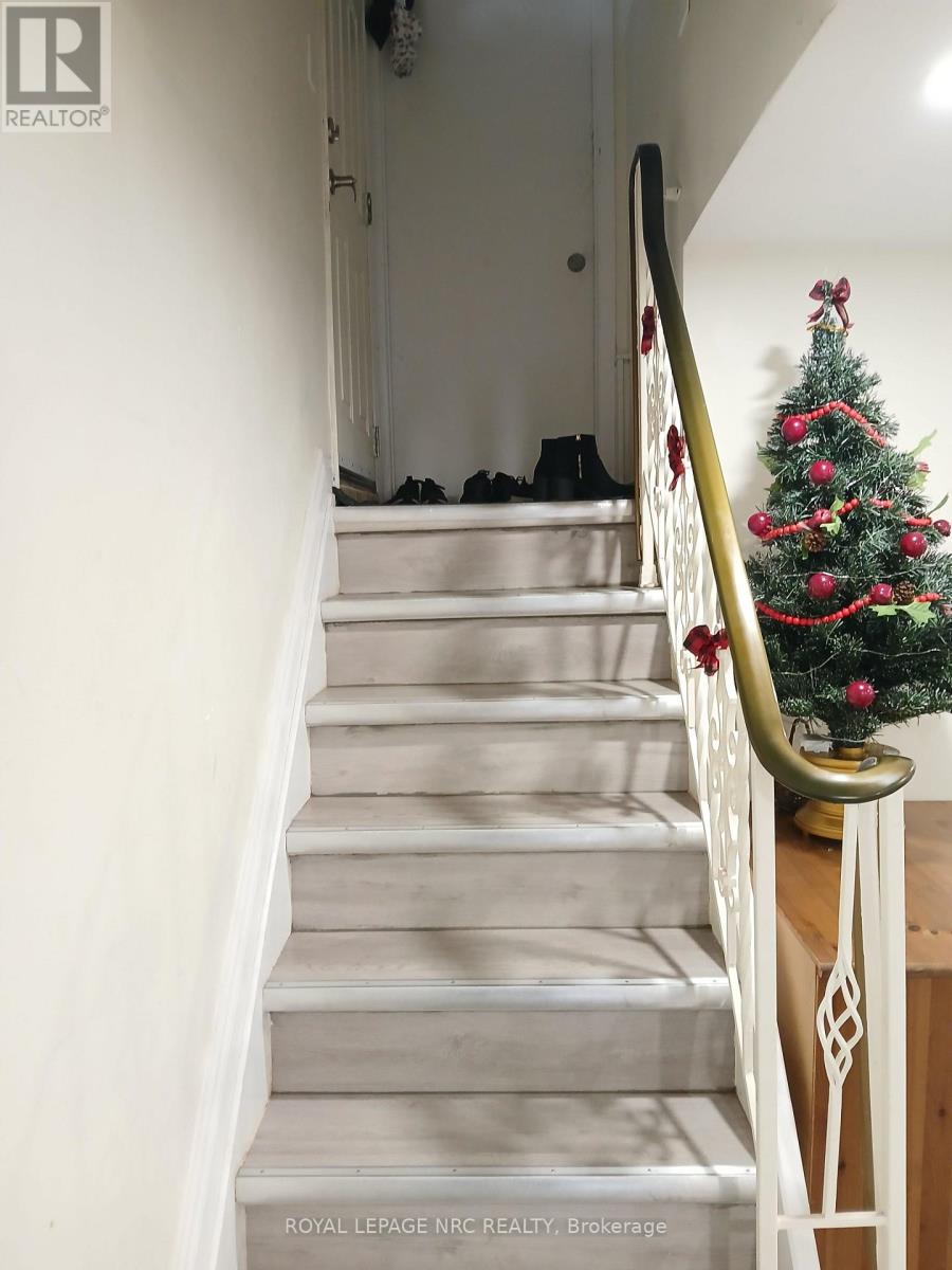 Lower Unit - 6560 Leeming Street, Niagara Falls, Ontario  L2G 1K7 - Photo 9 - X12649824