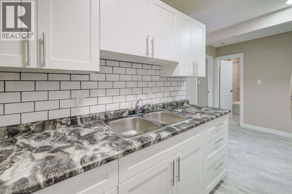 82 Elgin Street S Unit# 21, Cambridge, Ontario  N1R 5G5 - Photo 11 - 40793754