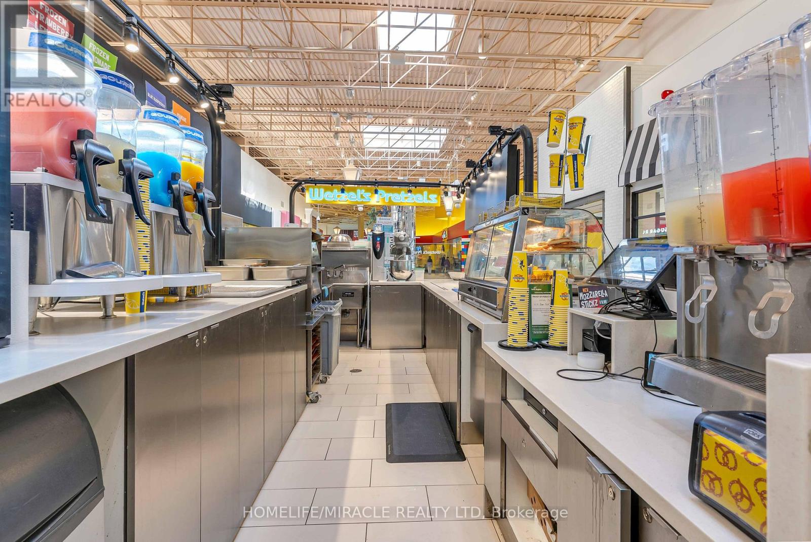 K16 - 1 Bass Pro Mills, Vaughan, Ontario  L4K 5W4 - Photo 6 - N12649834