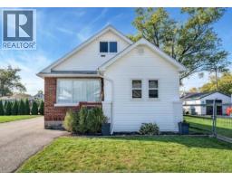 2257 CHARL AVENUE, Windsor, Ontario