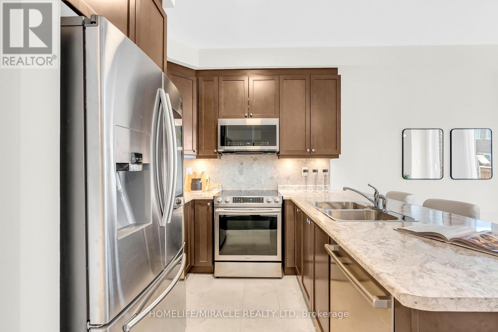 1344 Rose Way, Milton, Ontario  L9E 1M5 - Photo 24 - W12649836