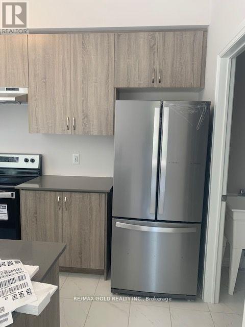 12-1 - 585 COLBORNE STREET, Brantford, Ontario