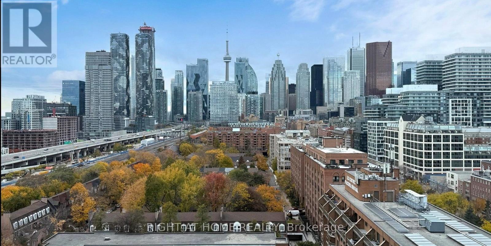 33 Parliament Street, Toronto, Ontario  M5A 2Y2 - Photo 3 - C12644044