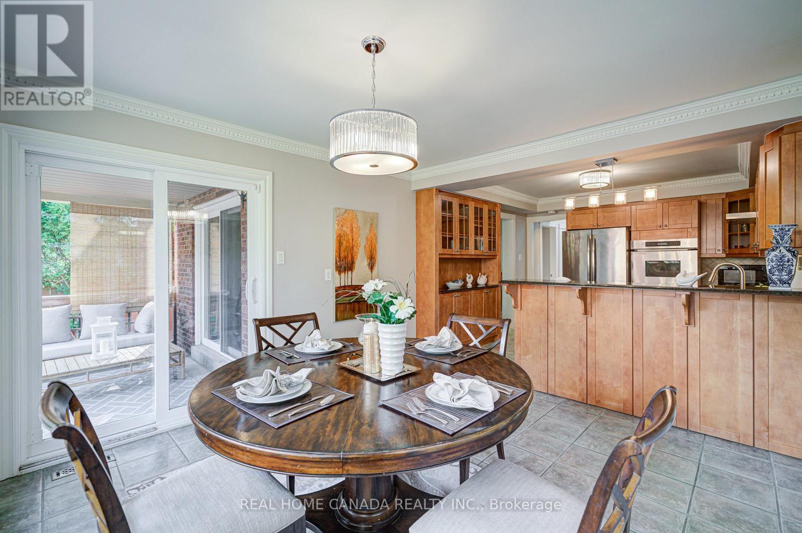 1690 Carrington Road, Mississauga, Ontario  L5M 2K2 - Photo 12 - W12649838