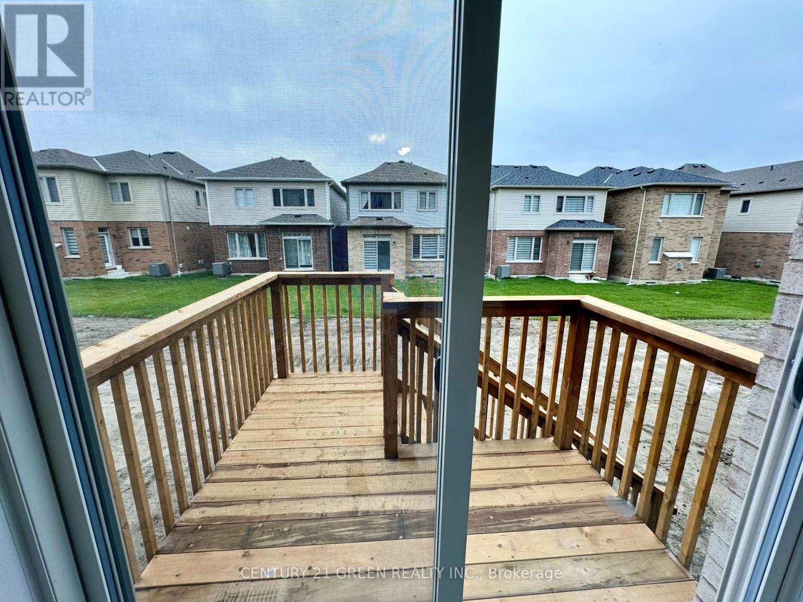 183 Broadacre Drive, Kitchener, Ontario  N2R 0S6 - Photo 14 - X12649846