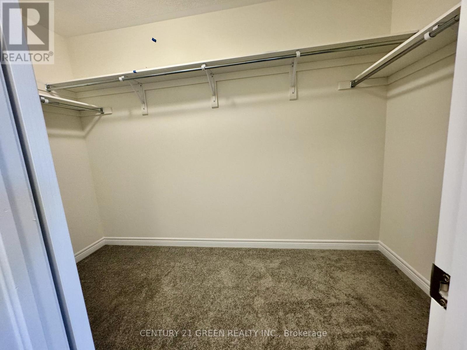 183 Broadacre Drive, Kitchener, Ontario  N2R 0S6 - Photo 28 - X12649846