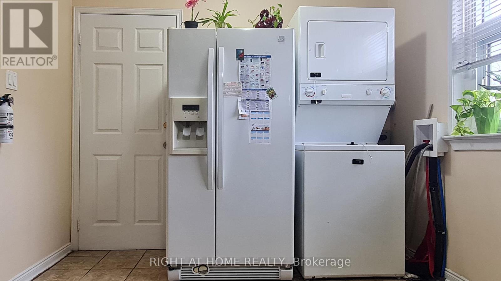 124 Overture Road, Toronto, Ontario  M1E 2W4 - Photo 10 - E12649860