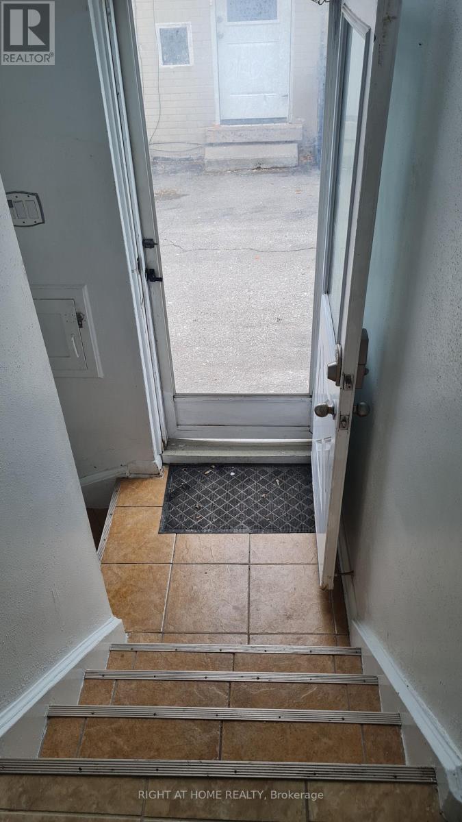 124 Overture Road, Toronto, Ontario  M1E 2W4 - Photo 31 - E12649860