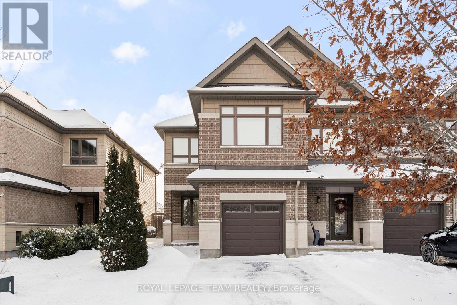 165 WOODHURST CRESCENT, Ottawa, Ontario