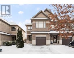 165 WOODHURST CRESCENT, Ottawa, Ontario