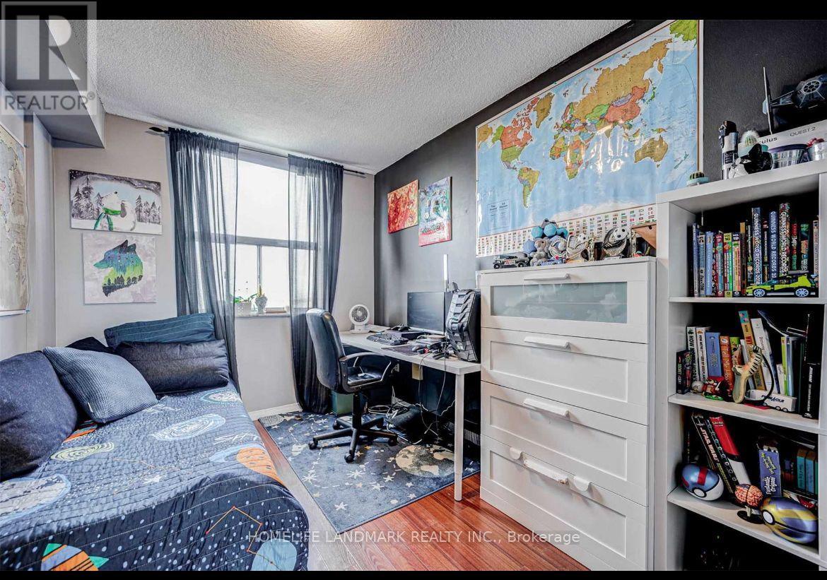 2011 - 205 Hilda Avenue, Toronto, Ontario  M2M 4B1 - Photo 8 - C12649868