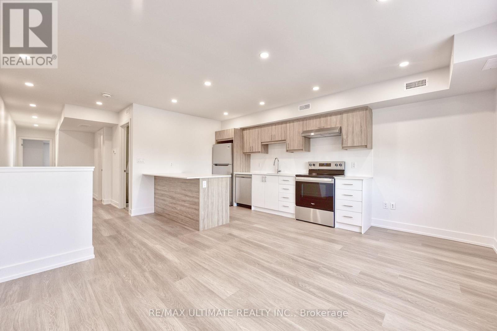 2nd Floor - 385 Mcroberts Avenue, Toronto, Ontario  M6E 4R1 - Photo 3 - W12649870