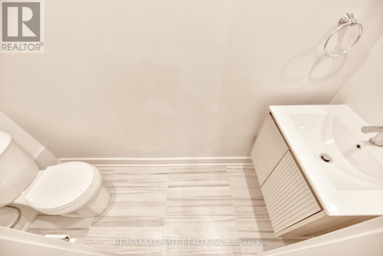 Laneway - 385 Mcroberts Avenue, Toronto, Ontario  M6E 4R1 - Photo 7 - W12649874