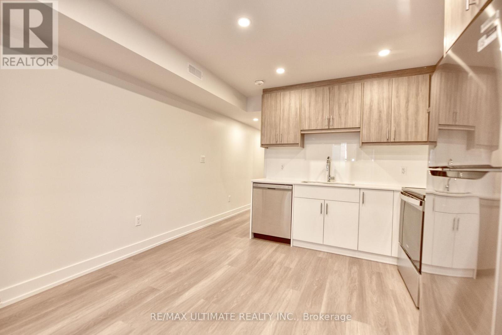 Basement - 385 Mcroberts Avenue, Toronto, Ontario  M6E 4R1 - Photo 4 - W12649876
