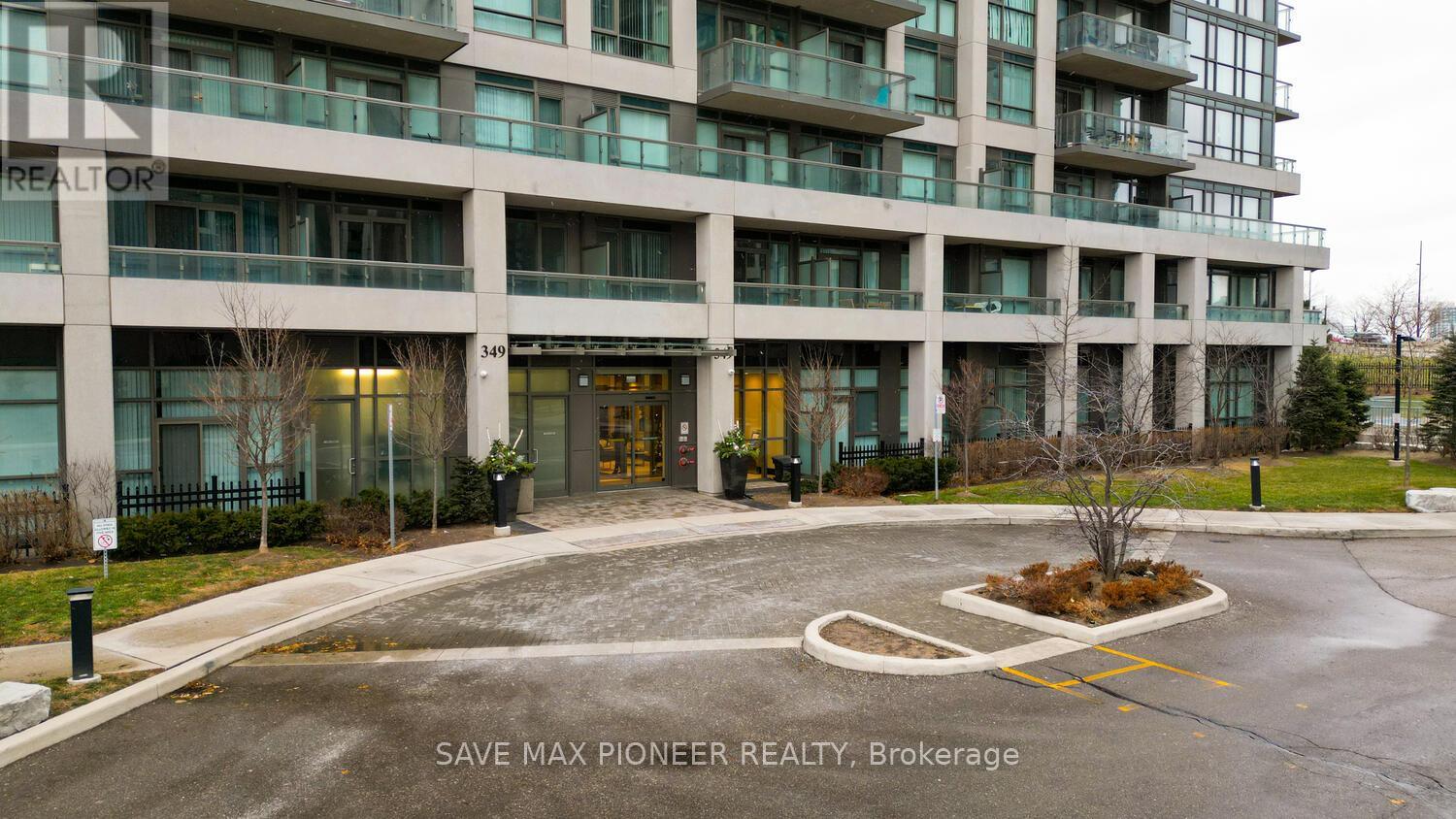 1606 - 349 Rathburn Road W, Mississauga, Ontario  L5B 0G9 - Photo 2 - W12649896