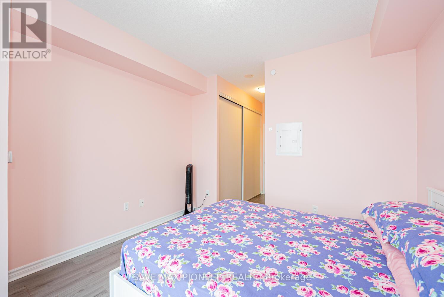 1606 - 349 Rathburn Road W, Mississauga, Ontario  L5B 0G9 - Photo 22 - W12649896