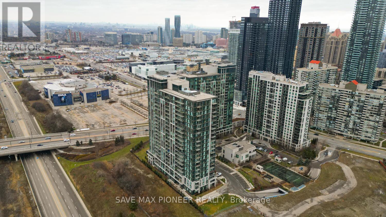 1606 - 349 Rathburn Road W, Mississauga, Ontario  L5B 0G9 - Photo 4 - W12649896