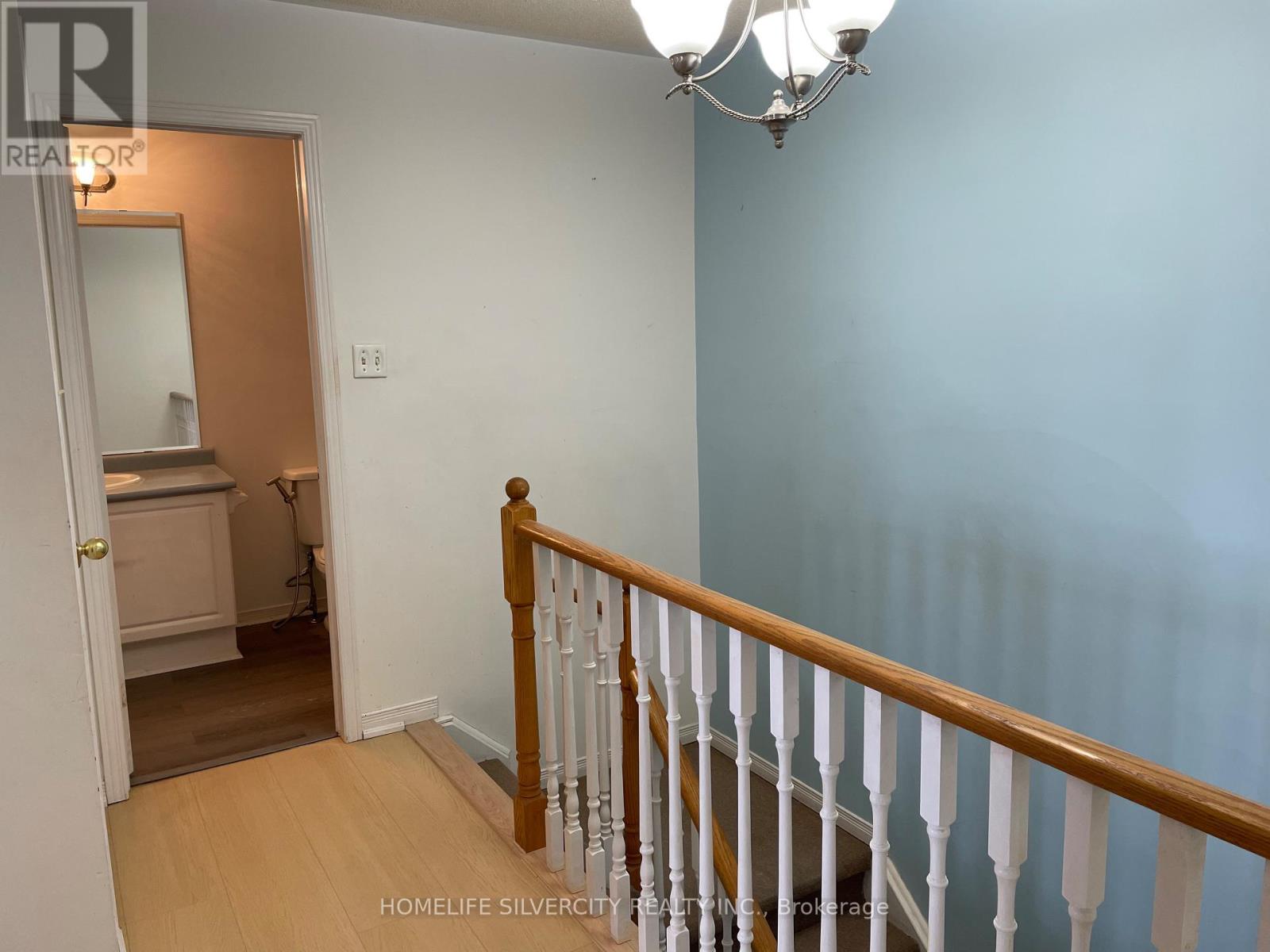 51 Morningmist Street, Brampton, Ontario  L6R 2A6 - Photo 12 - W12629686