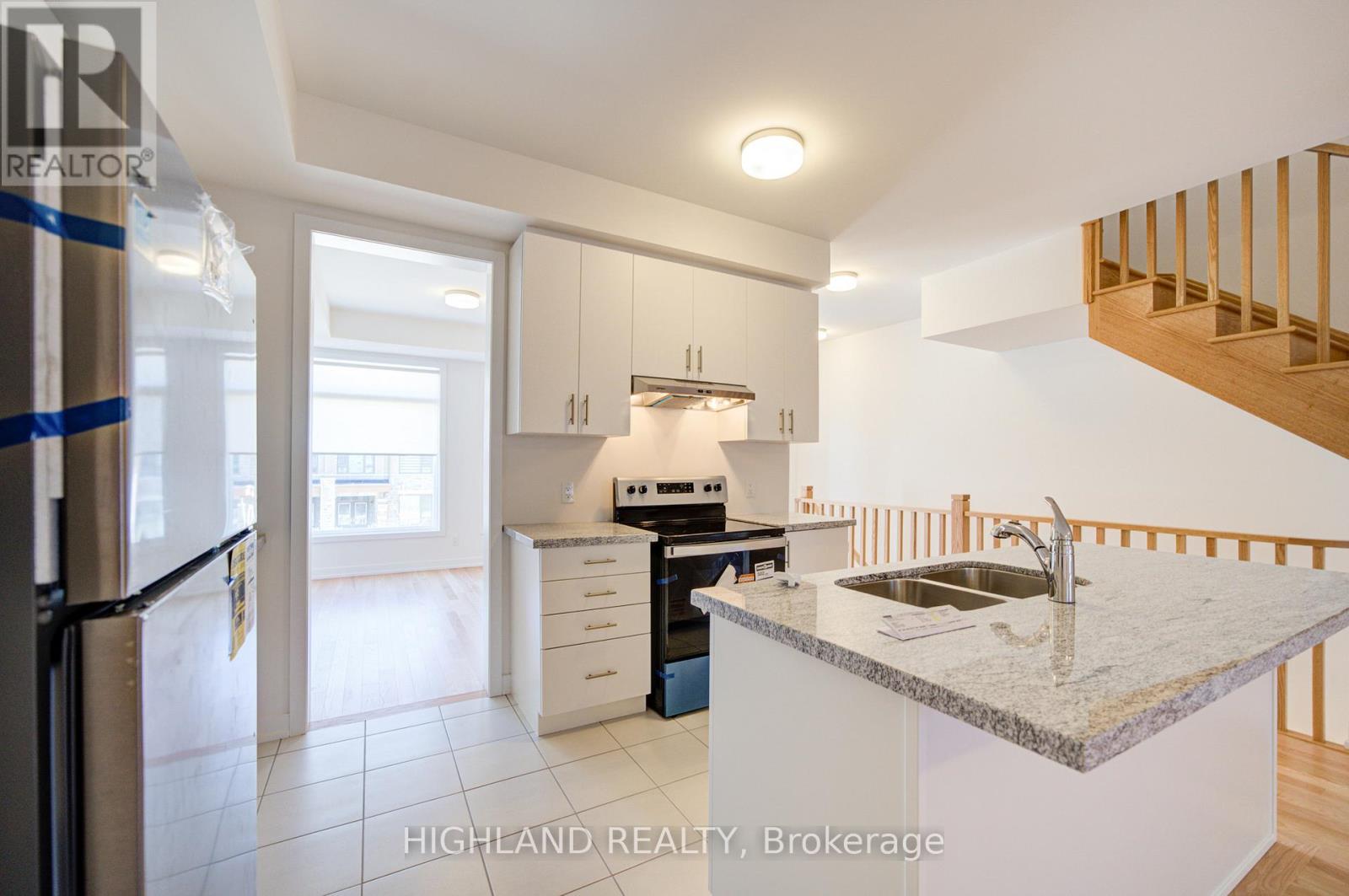 1126 Wheat Boom Drive, Oakville, Ontario  L6H 7W4 - Photo 25 - W12640032