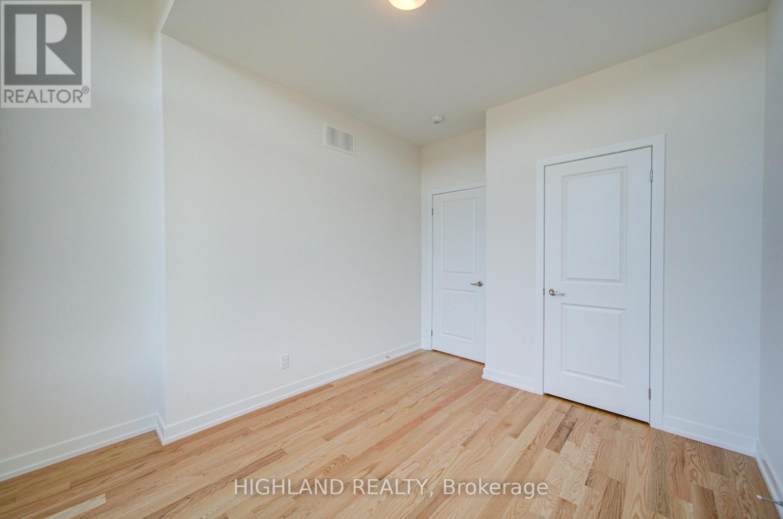 1126 Wheat Boom Drive, Oakville, Ontario  L6H 7W4 - Photo 39 - W12640032