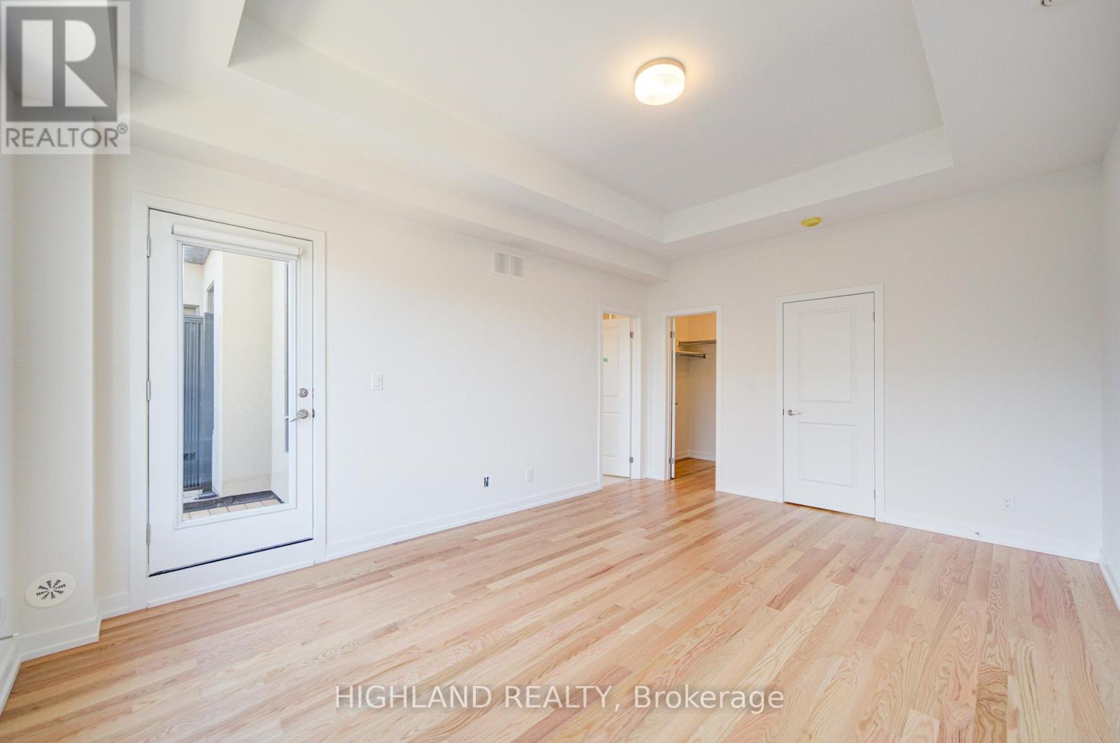 1126 Wheat Boom Drive, Oakville, Ontario  L6H 7W4 - Photo 45 - W12640032