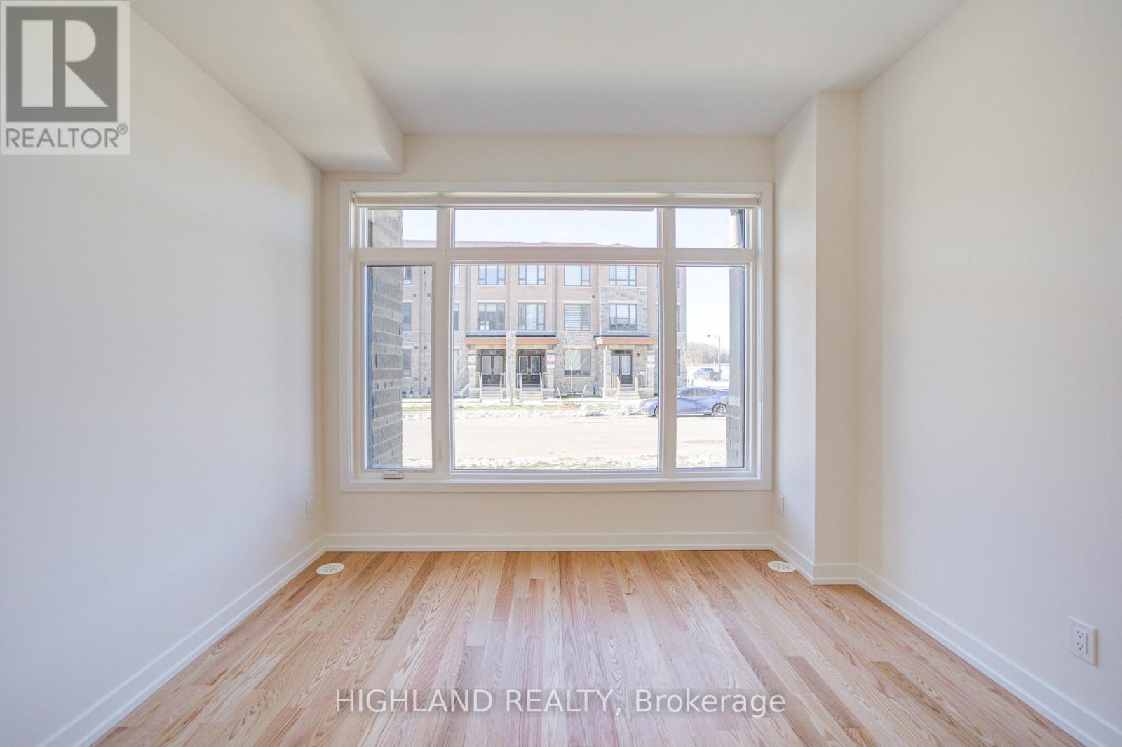 1126 Wheat Boom Drive, Oakville, Ontario  L6H 7W4 - Photo 7 - W12640032