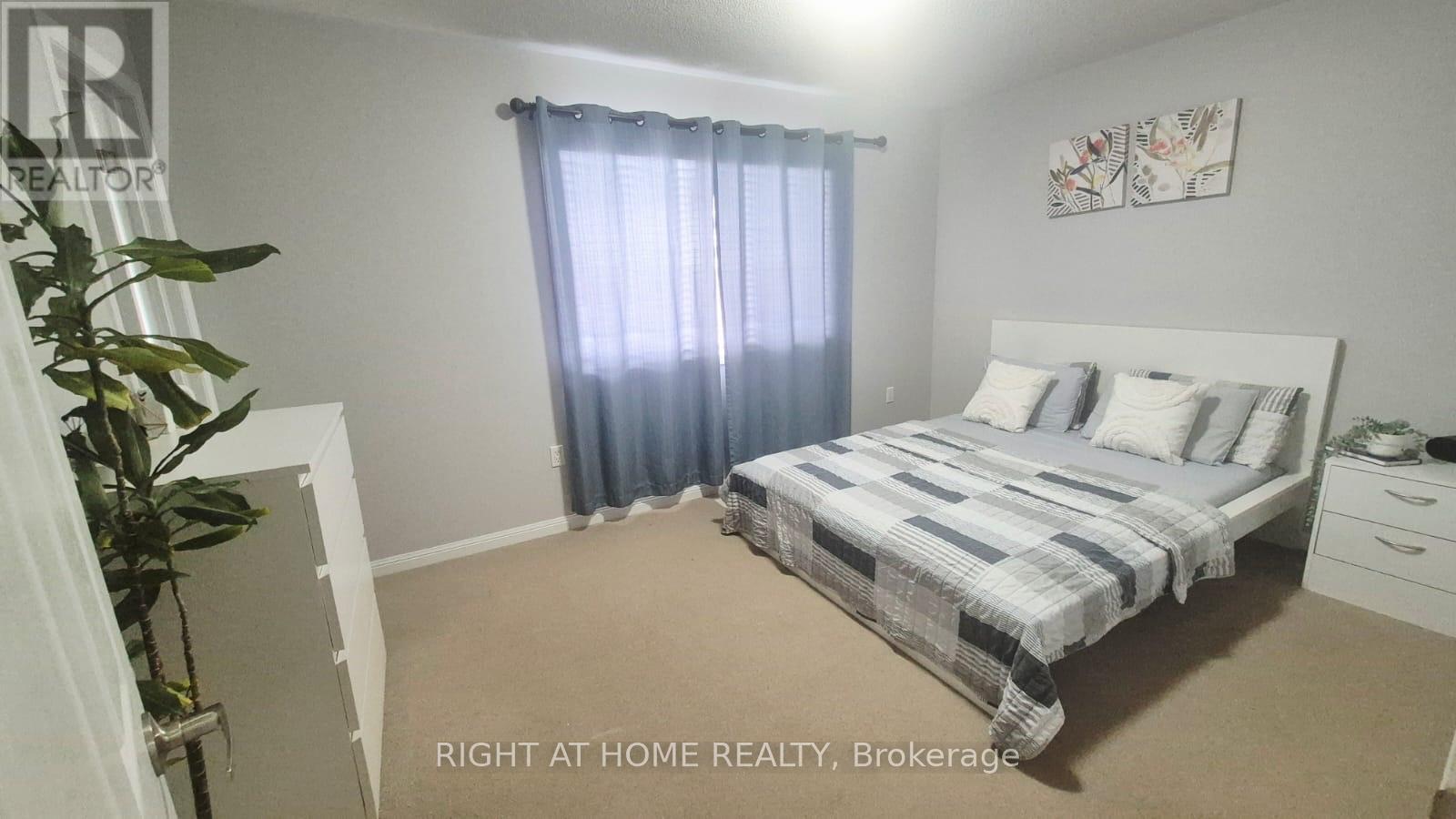 2439 Springforest Drive, Oakville, Ontario  L6M 0A1 - Photo 11 - W12649902