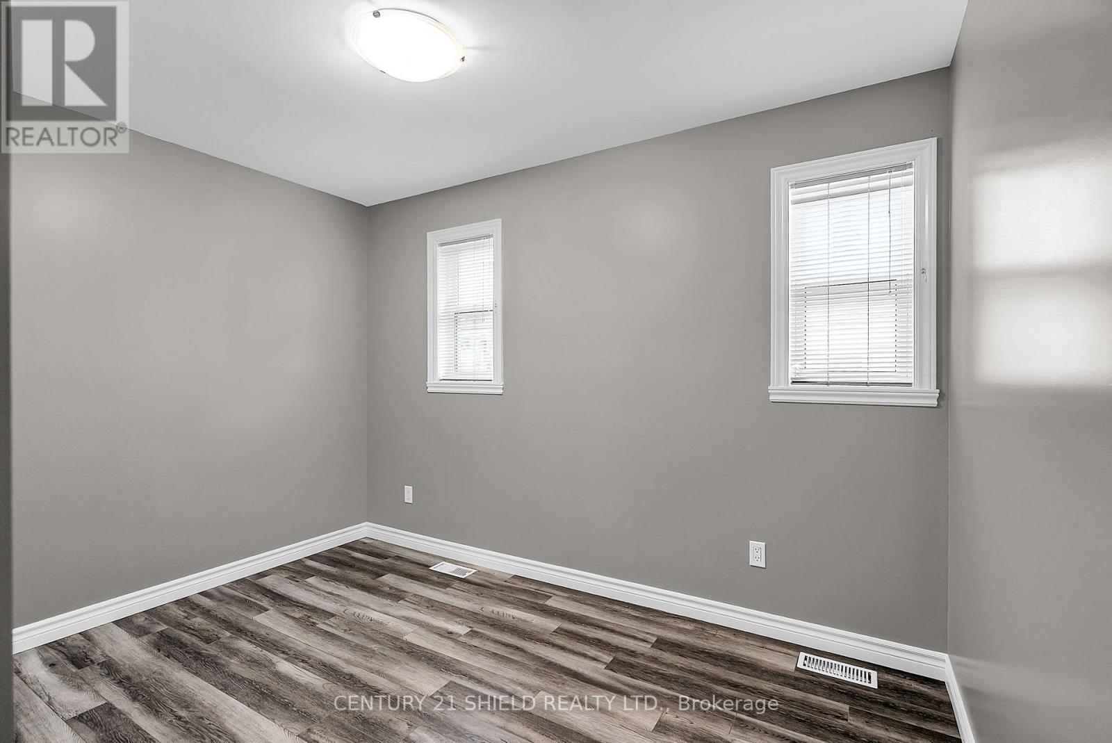 211 Third Street E, Cornwall, Ontario  K6H 2E1 - Photo 11 - X12649908