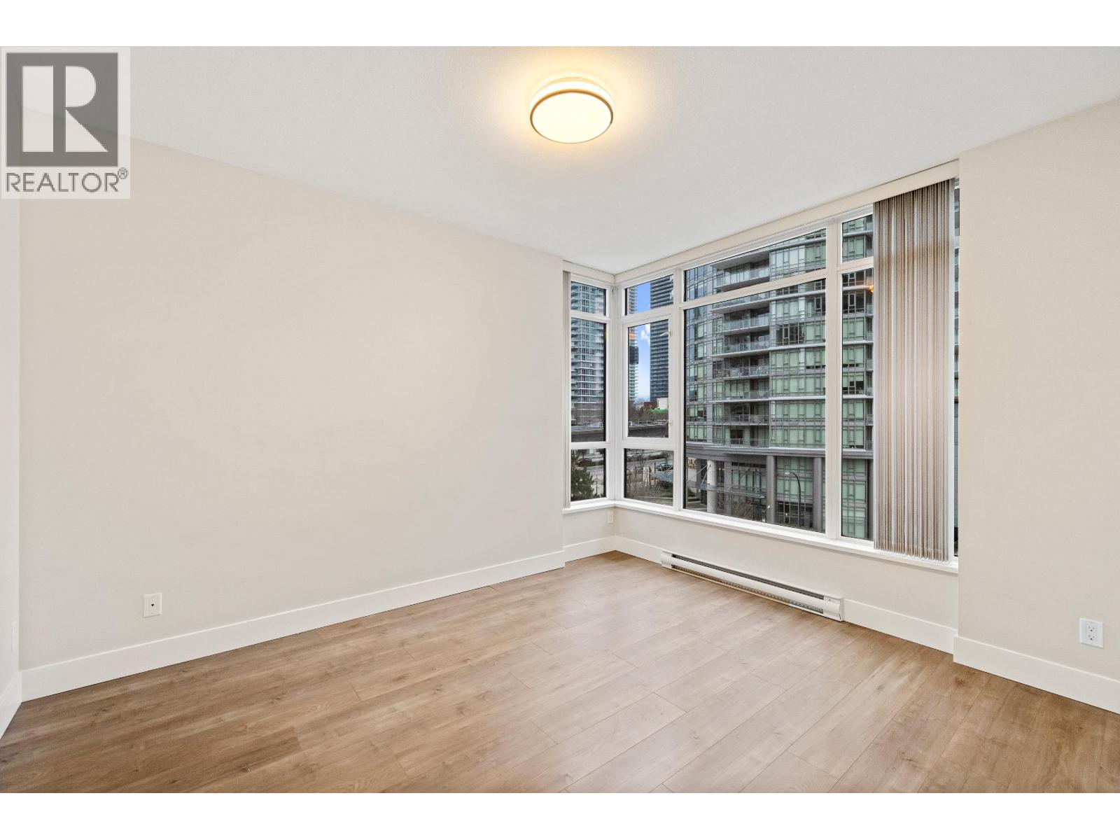 602 2077 Rosser Avenue, Burnaby, British Columbia  V5C 0G6 - Photo 15 - R3074870