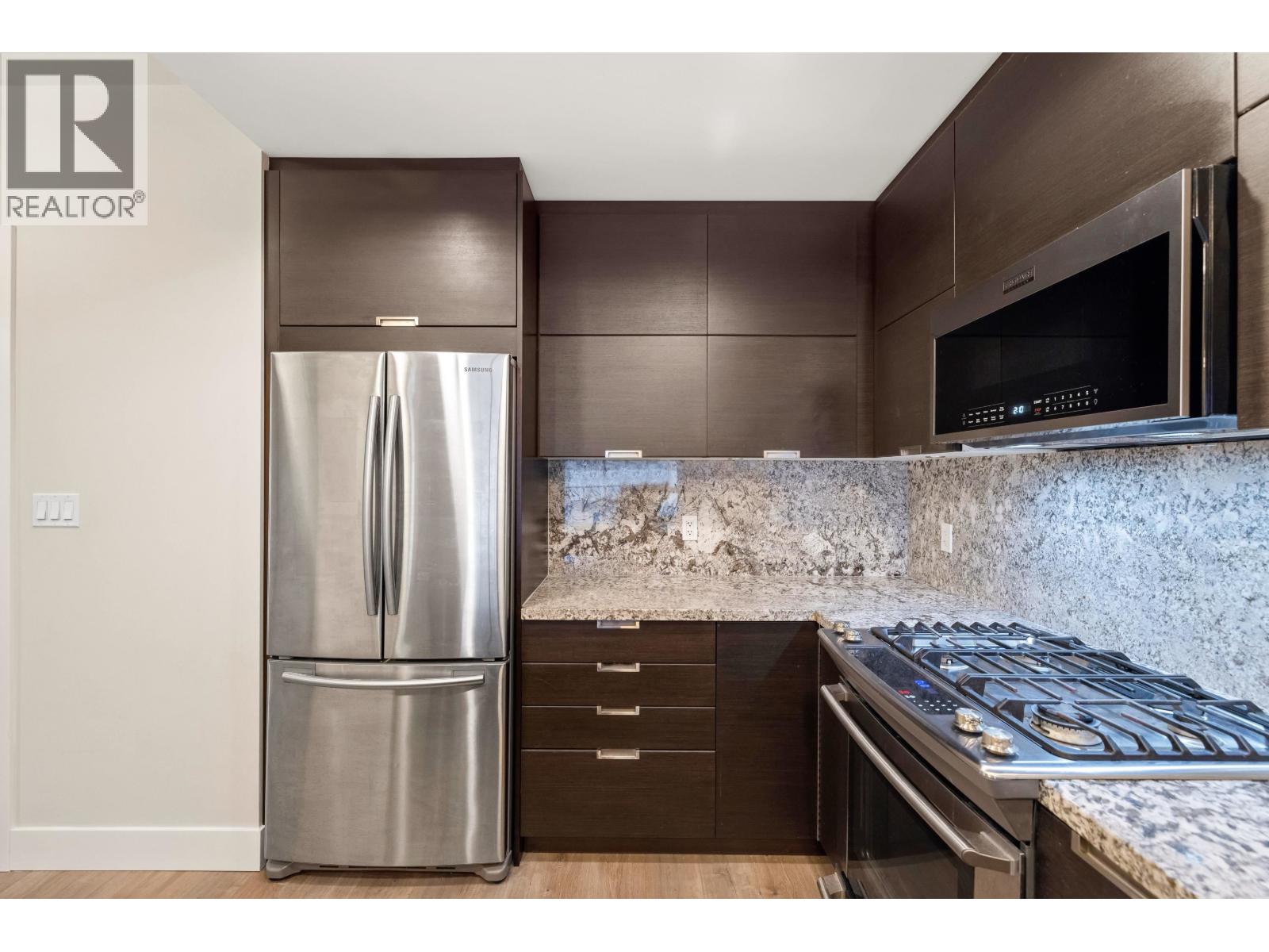 602 2077 Rosser Avenue, Burnaby, British Columbia  V5C 0G6 - Photo 9 - R3074870