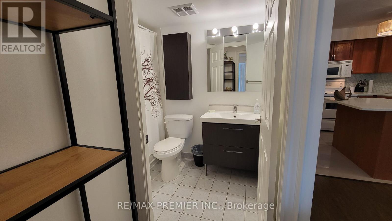 303 - 17 Michael Power Place, Toronto, Ontario  M9A 5G5 - Photo 24 - W12649918