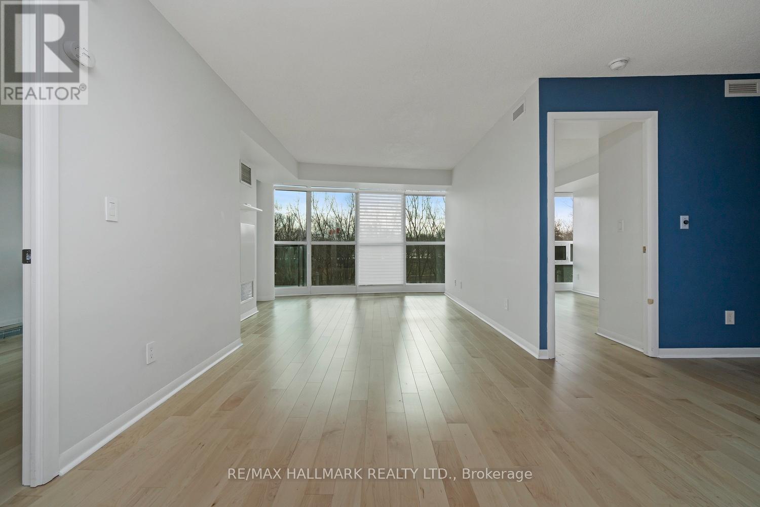 410 - 219 Fort York Boulevard, Toronto, Ontario  M6H 1A5 - Photo 8 - C12515076