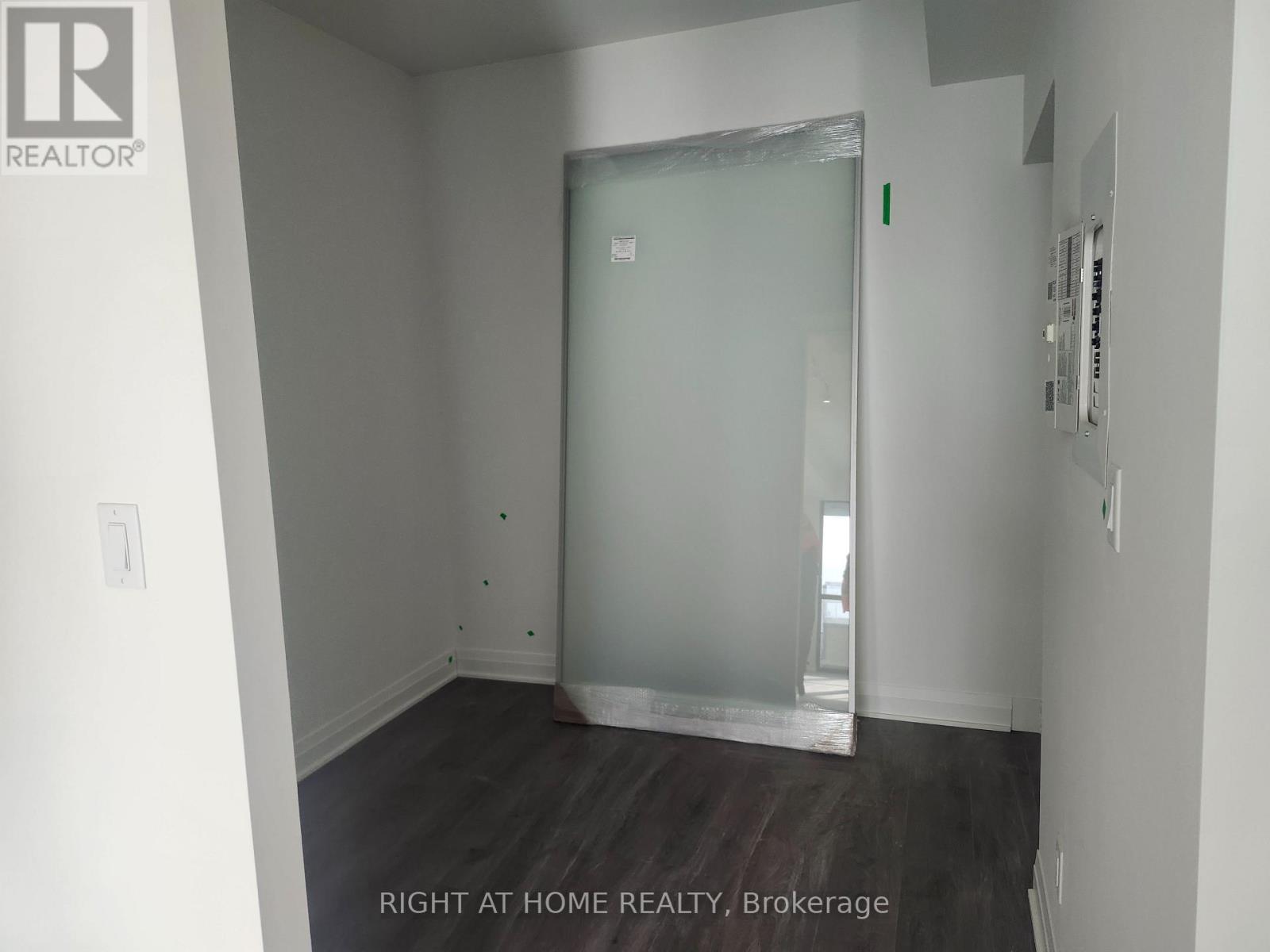 1205 - 4015 The Exchange Street, Mississauga, Ontario  L5B 0N9 - Photo 24 - W12640076