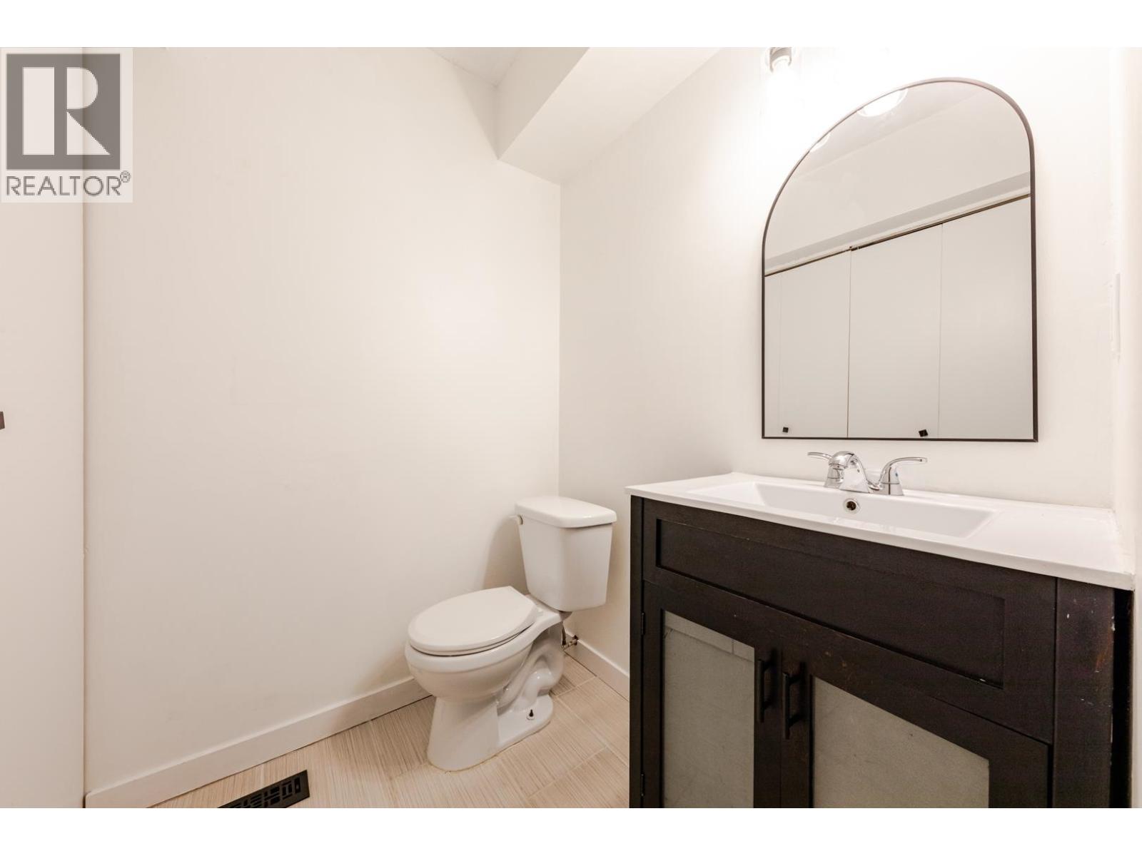 8008 Ash Street, Richmond, British Columbia V6Y 3H8 - Photo 13 - R3074846