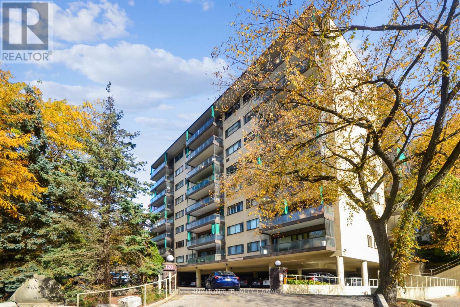 512 - 120 ROSEDALE VALLEY ROAD, Toronto, Ontario