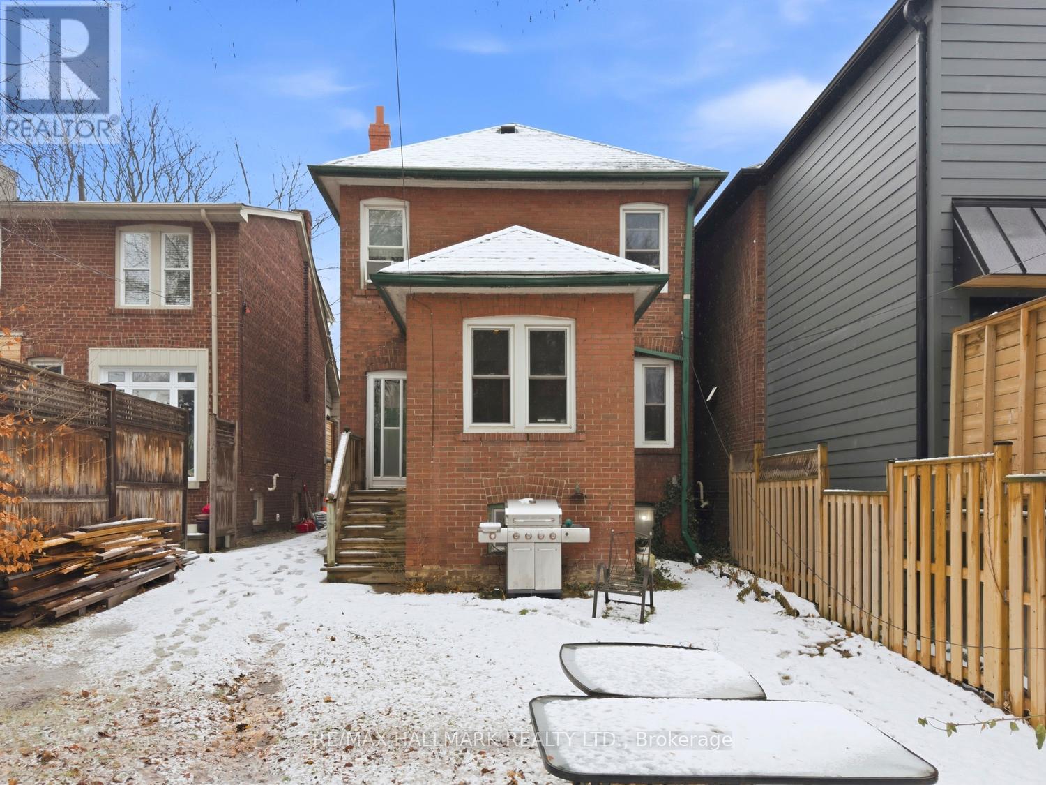 130 Elmer Avenue, Toronto, Ontario  M4L 3R8 - Photo 20 - E12649936